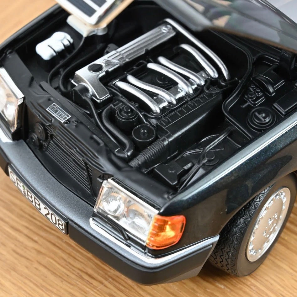 NOREV Mercedes-Benz 300 D T-Model 1990 | 1:18