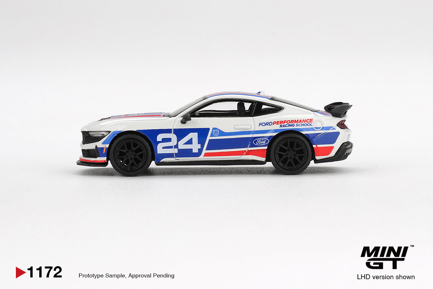 MINI GT Ford Mustang Dark Horse #24 Ford Performance Racing School | 1172