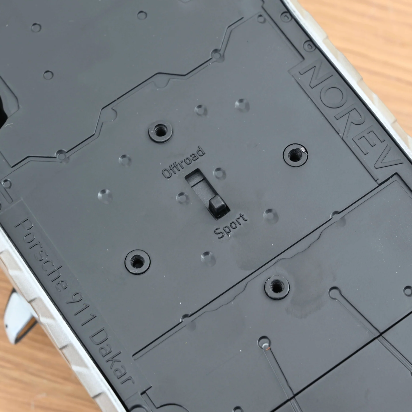 NOREV Porsche 911 Dakar 2023 Ice Grey Metallic | 1:18