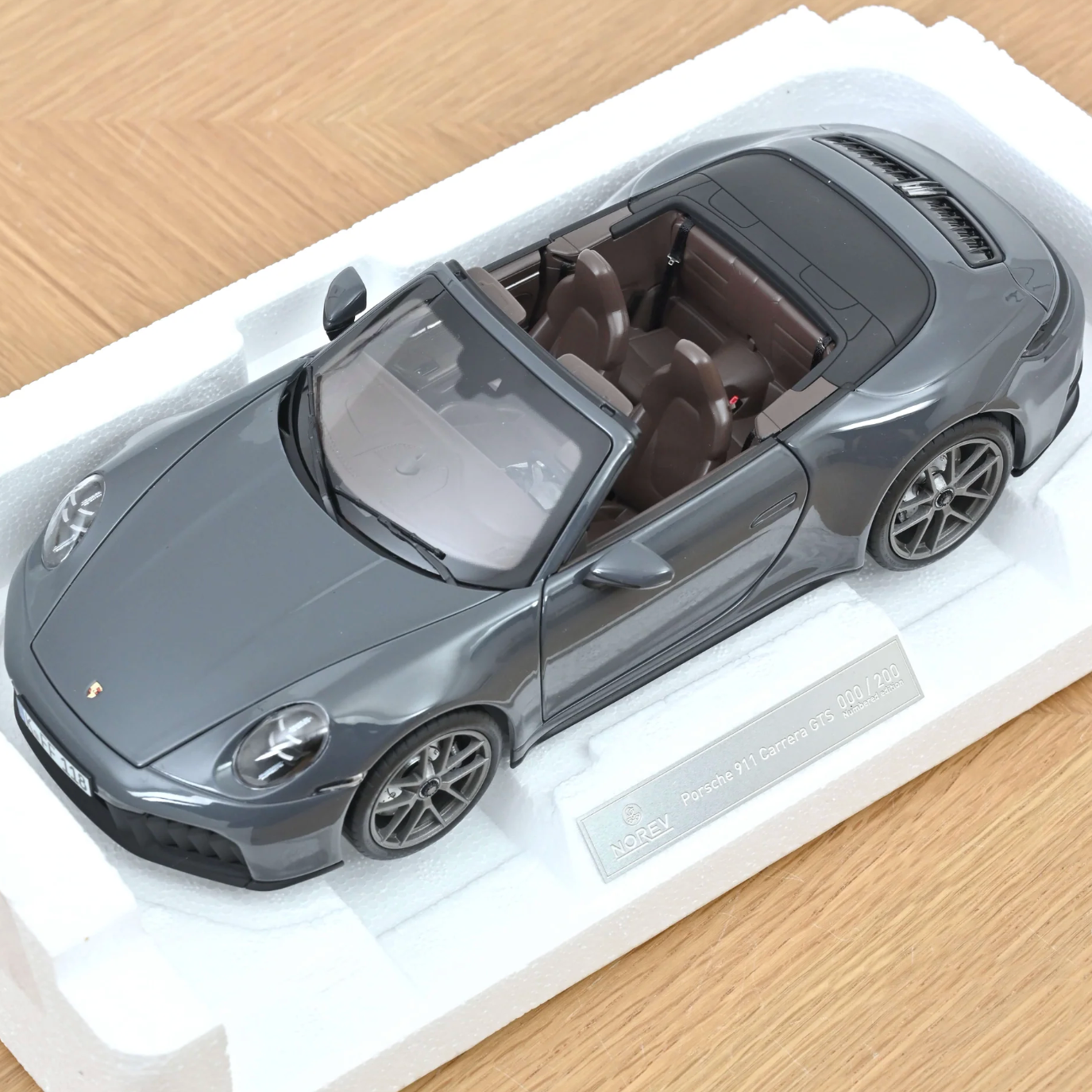 NOREV Porsche 911 Carrera GTS Cabriolet 2025 Slate Grey Neo | 1:18 - Limited Edition PRE ORDER