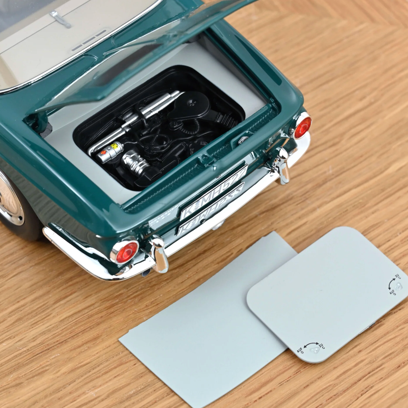 NOREV VW 1963 Karmann Ghia 1500 | 1:18