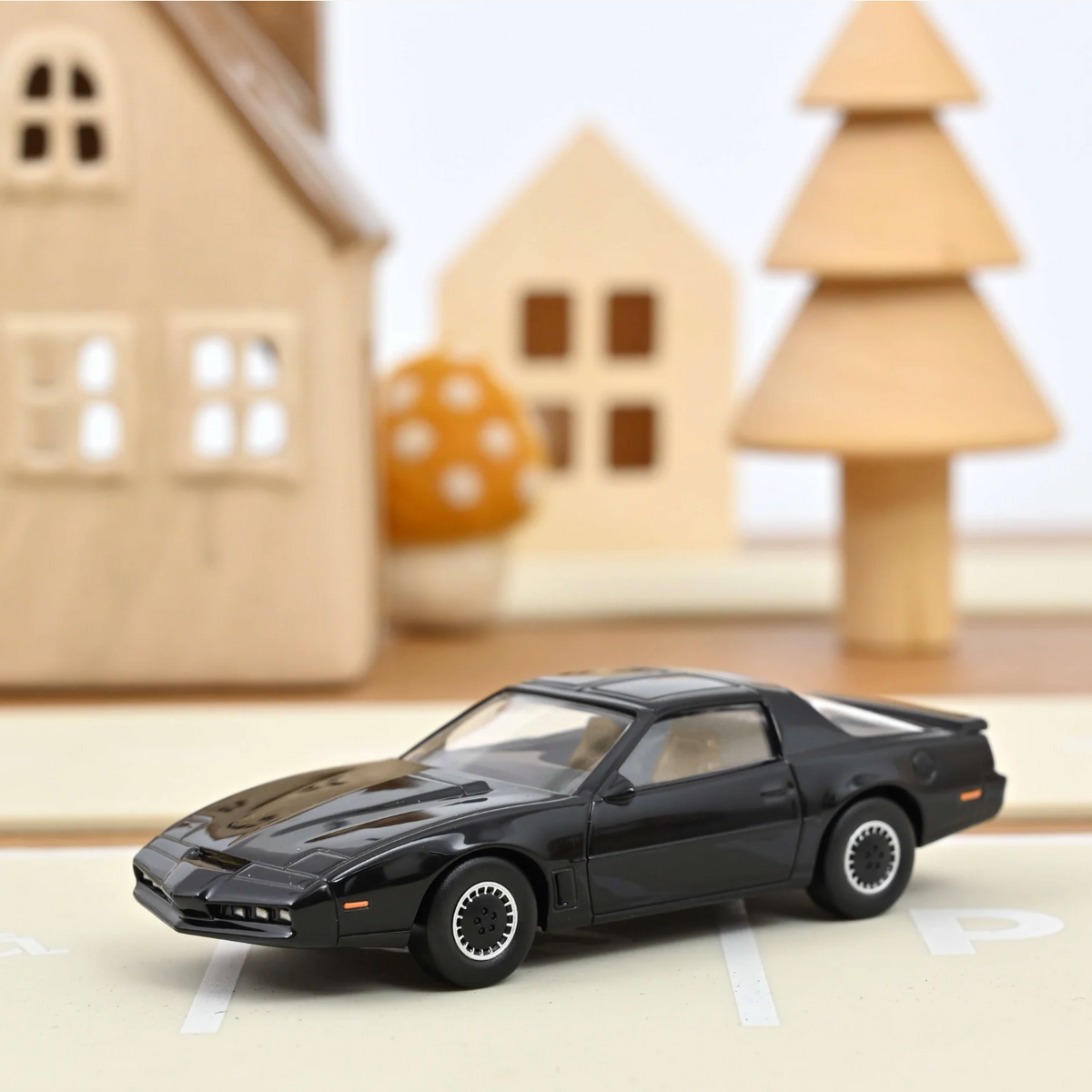 NOREV Pontiac Firebird "KITT - Knight Rider" 1982 | 1:43 Jet-car