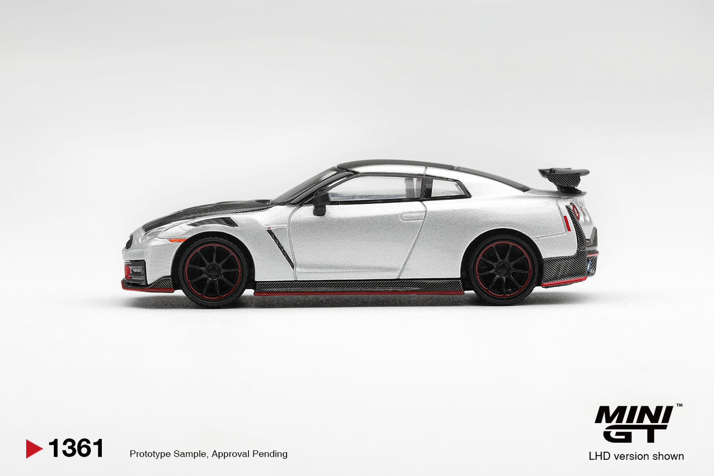 MINI GT Nissan GT-R (R35) Nismo 2024 Silver | 1361 - PRE ORDER