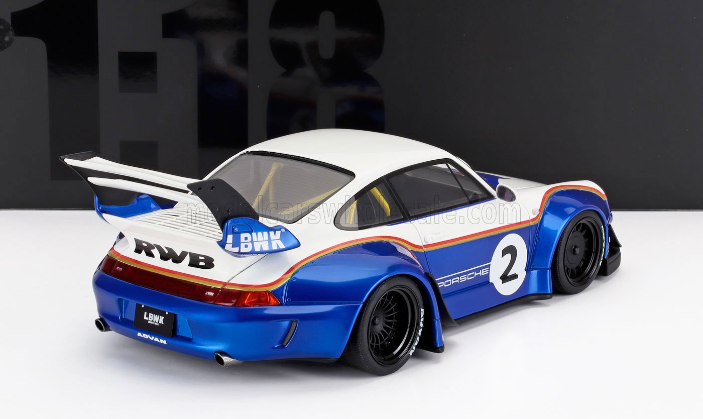 GT-SPIRIT Porsche 911 (993) RWB Liberty Walk 2004 | 1:18