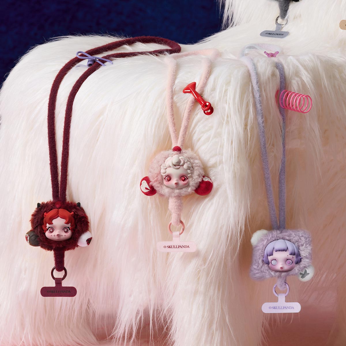 POP MART Skullpanda You Found Me! | Phone Holder