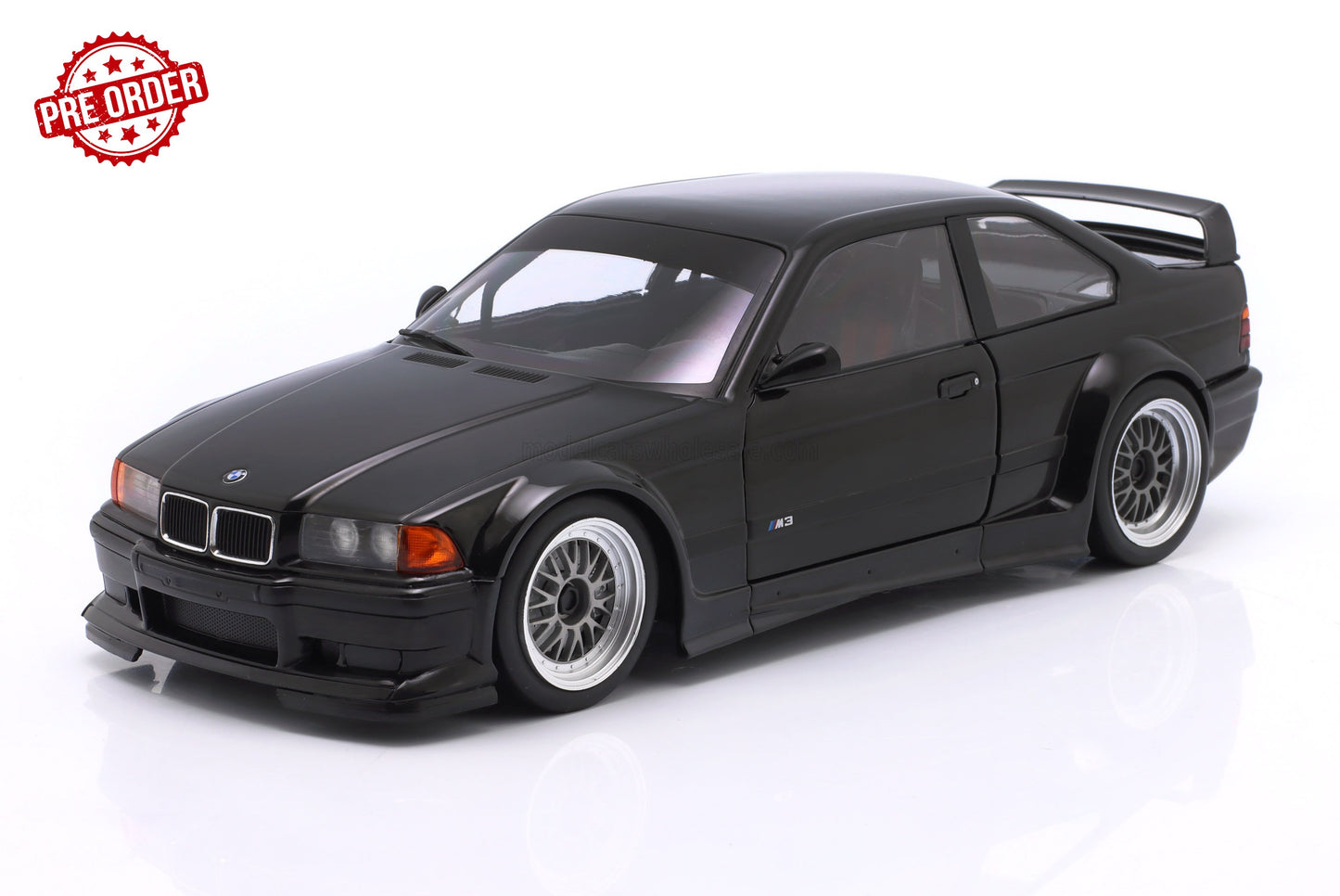 WERK83 BMW M3 GTR (E36) Plain Body 1993 | 1:18 - PRE ORDER