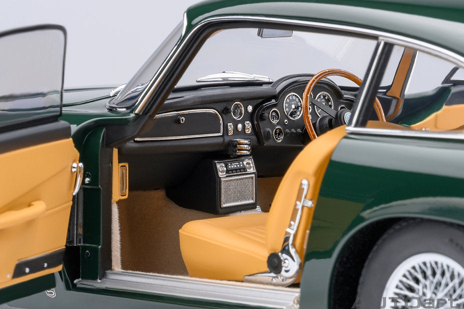 AUTOART Aston Martin DB5 1964 | British Racing Green 1:18