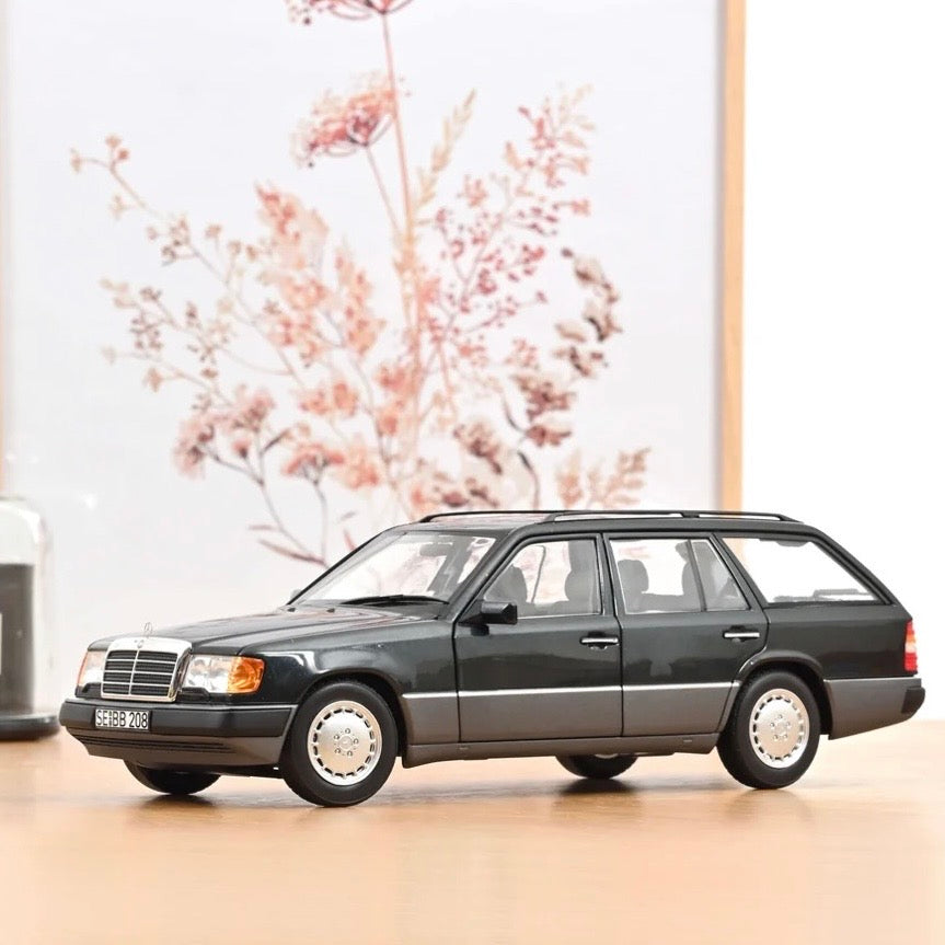 NOREV Mercedes-Benz 300 D T-Model 1990 | 1:18
