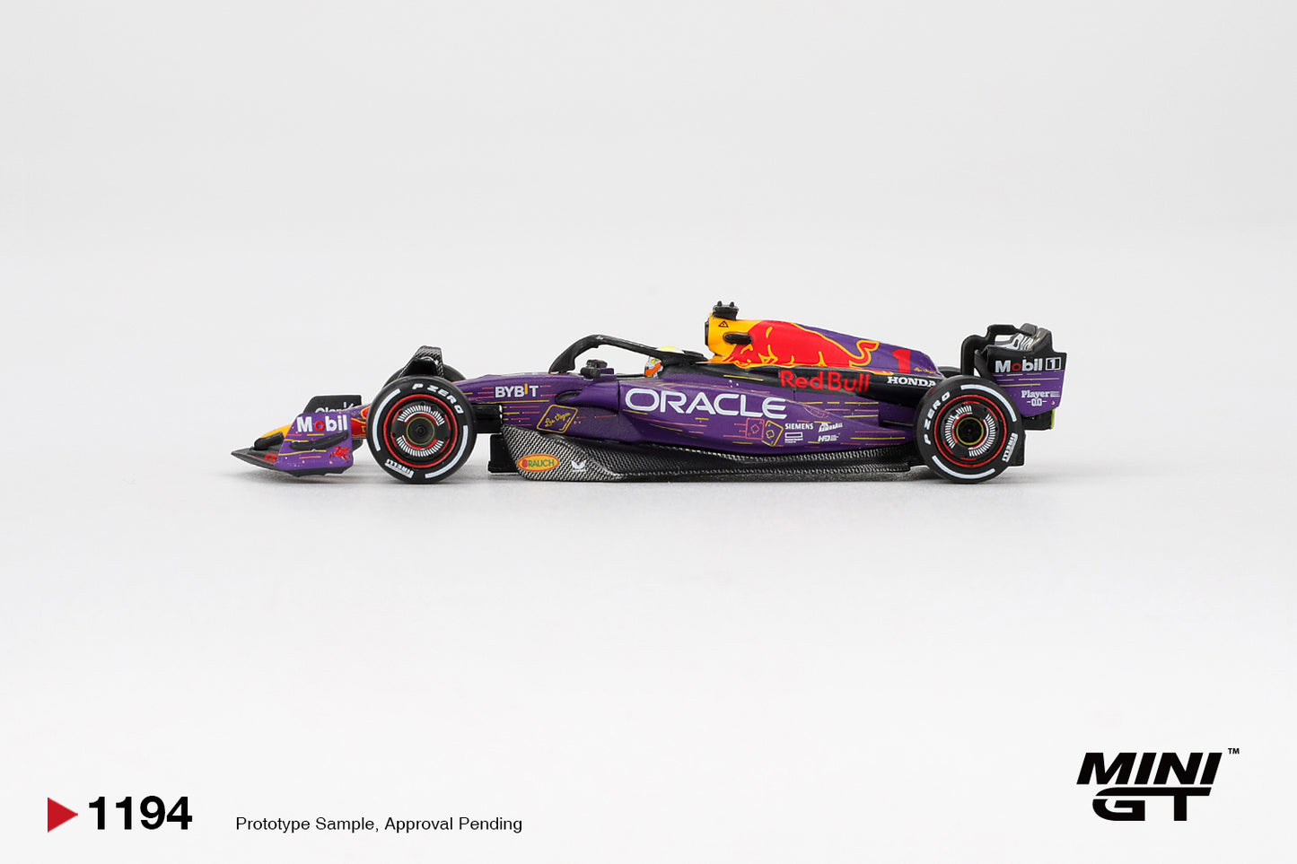 MINI GT Oracle Red Bull Racing RB19 #1 Max Verstappen 2023 F1 2023 Las Vegas GP Winner | 1194 - PRE ORDER