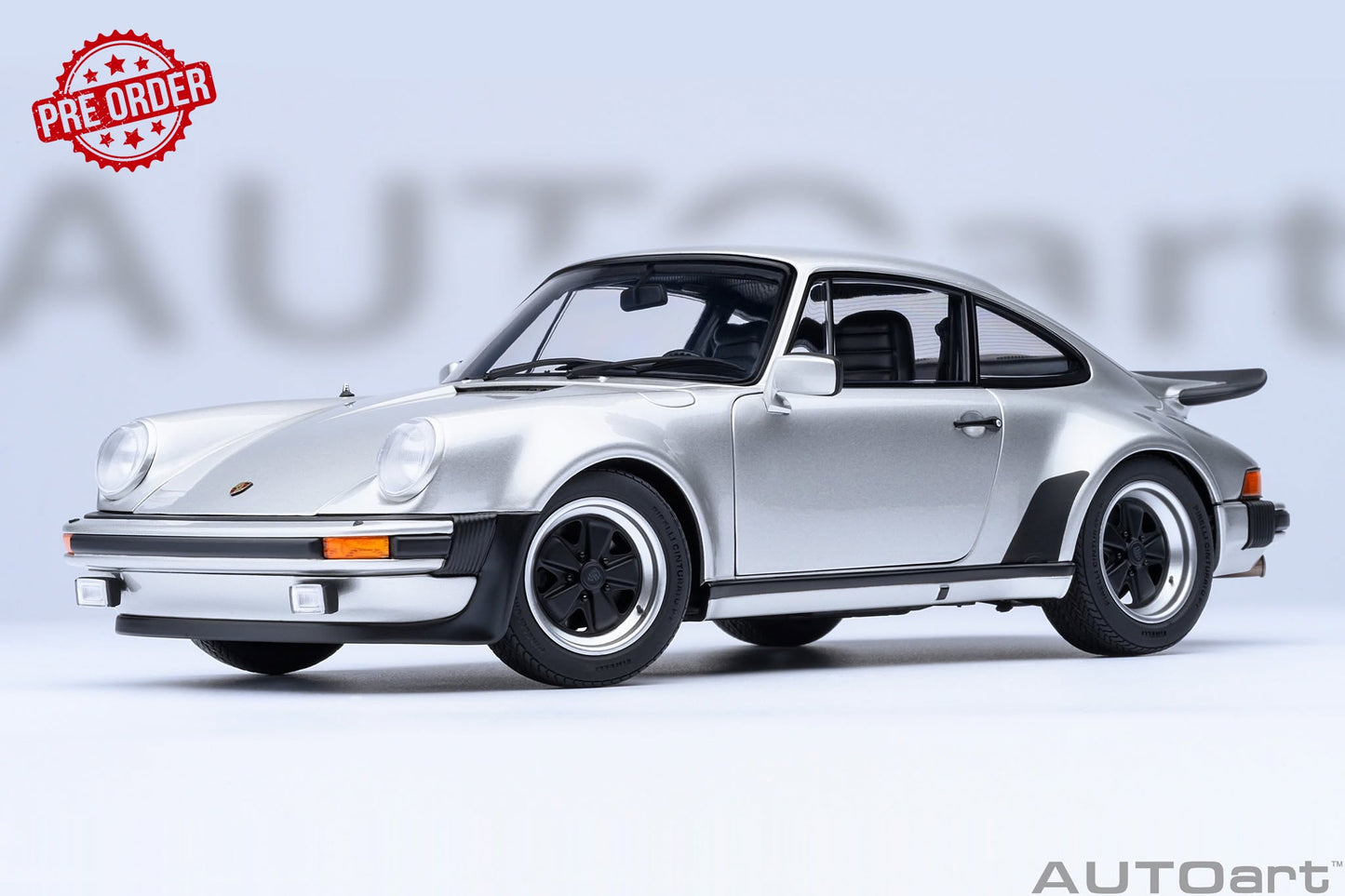 AUTOART Porsche 911 (930) 3.0 Turbo 1974 | Silver 1:18 - PRE ORDER
