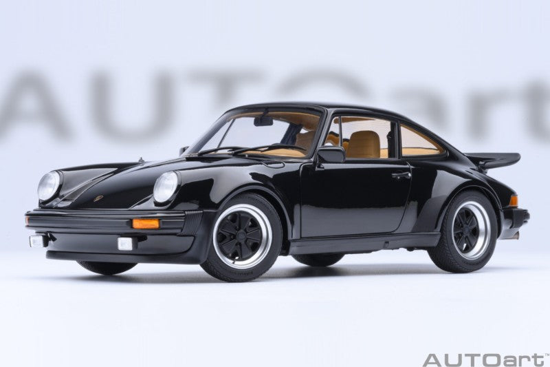 AUTOART Porsche 911 (930) 3.0 Turbo 1974 | Black 1:18 - PRE ORDER