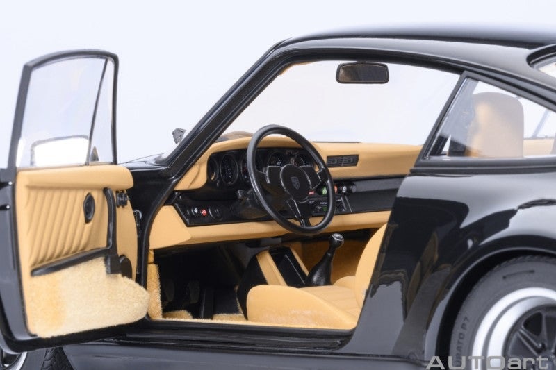 AUTOART Porsche 911 (930) 3.0 Turbo 1974 | Black 1:18 - PRE ORDER