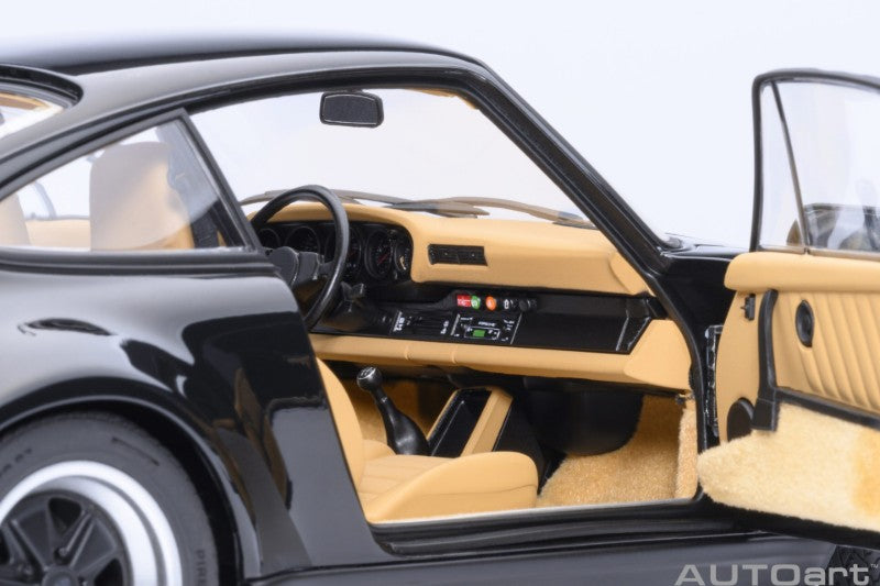 AUTOART Porsche 911 (930) 3.0 Turbo 1974 | Black 1:18 - PRE ORDER