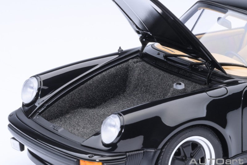 AUTOART Porsche 911 (930) 3.0 Turbo 1974 | Black 1:18 - PRE ORDER