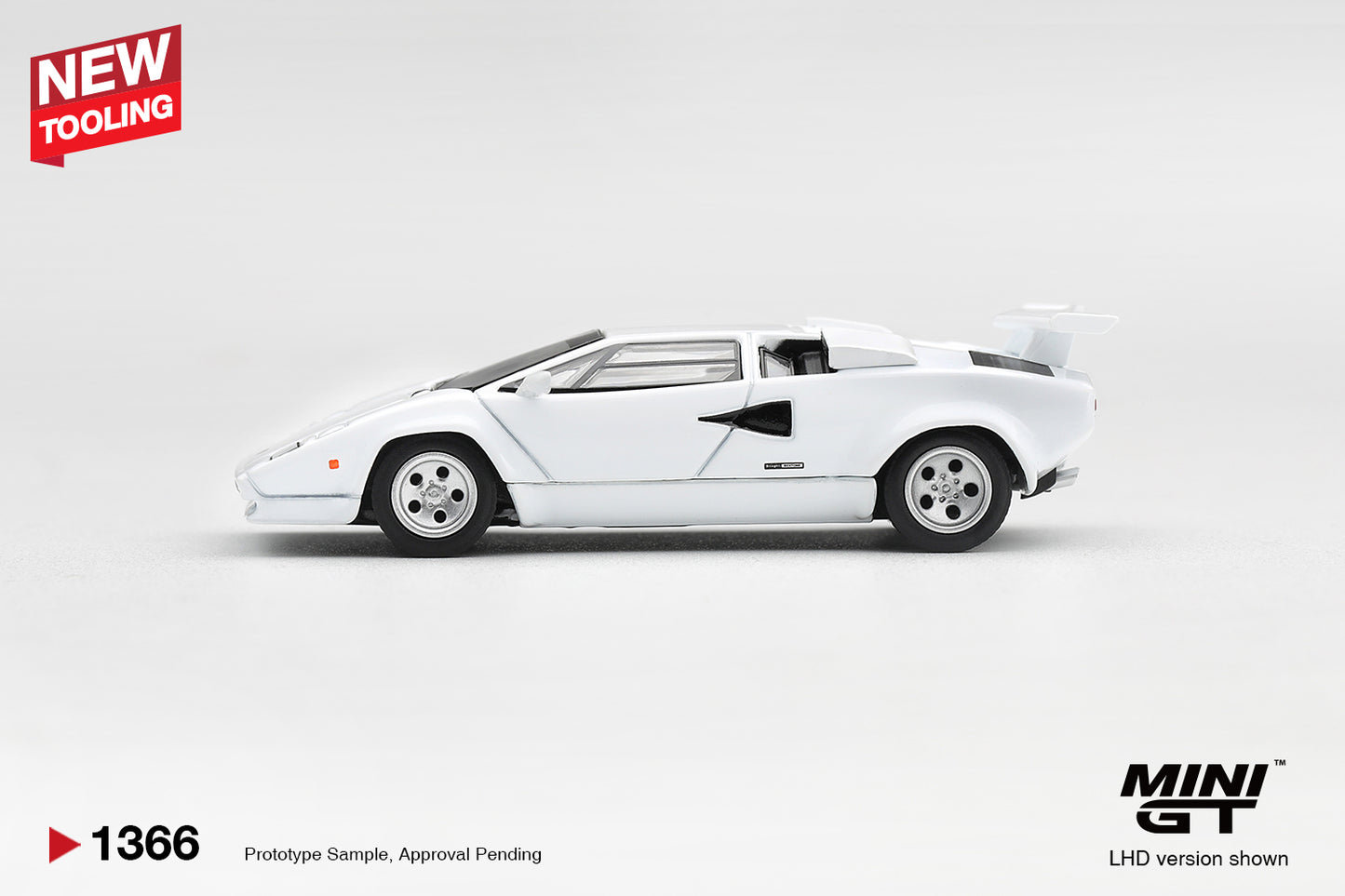 MINI GT Lamborghini Countach LP500S White | 1366 - PRE ORDER