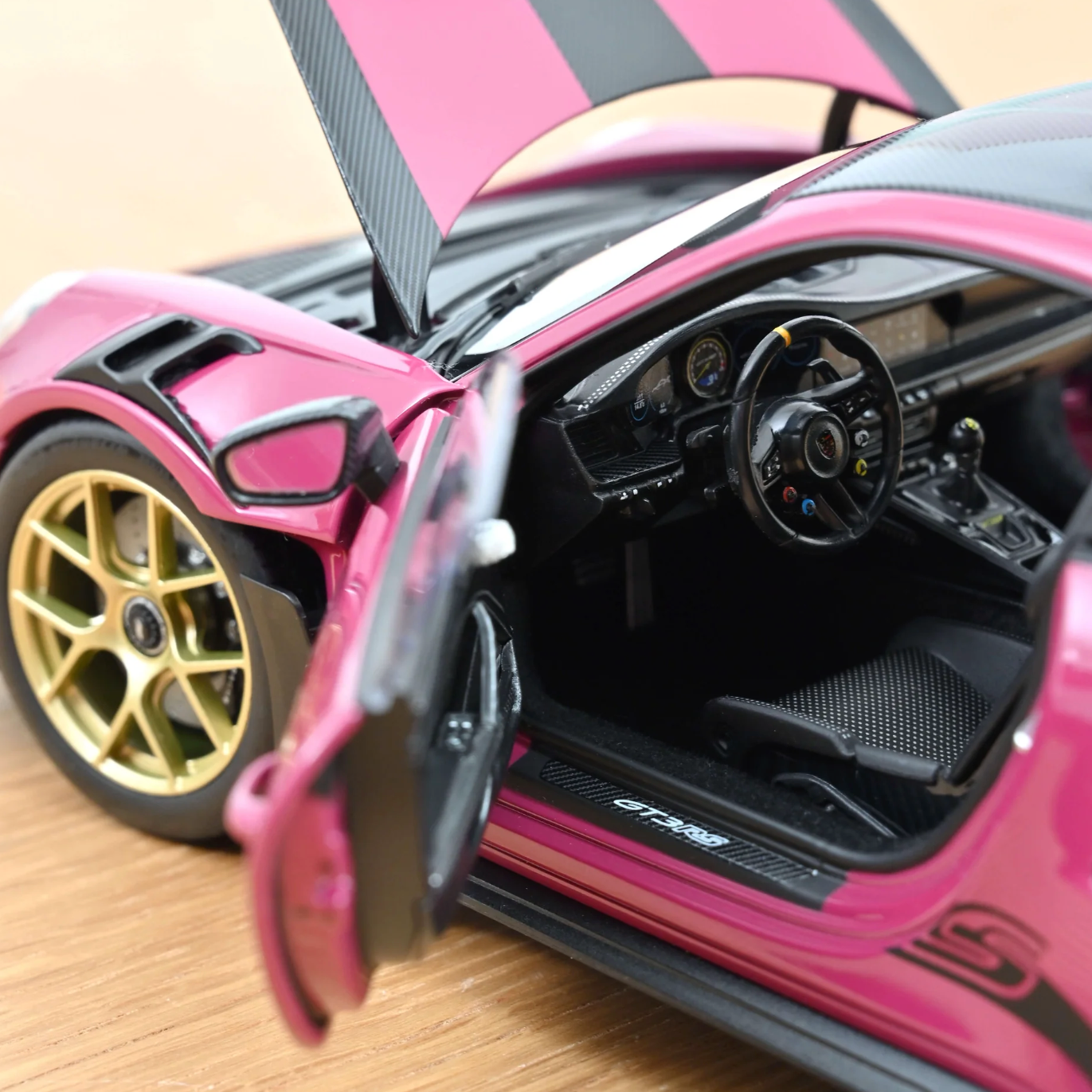 NOREV Porsche 911 GT3 RS w/Weissach Pack 2022 Ruby Star | 1:18
