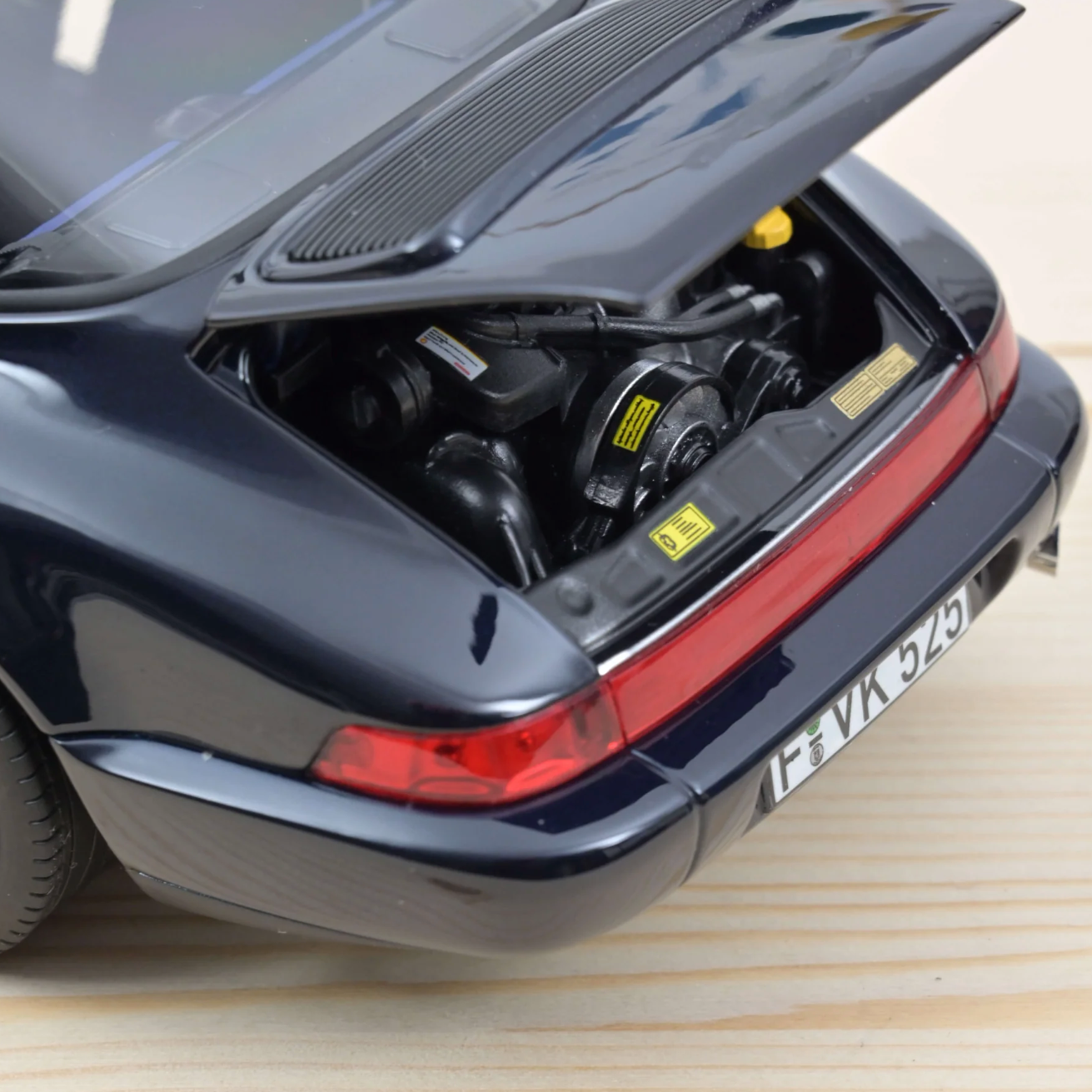 NOREV Porsche 911 Carrera 4 Targa 1991 Blue Metallic | 1:18