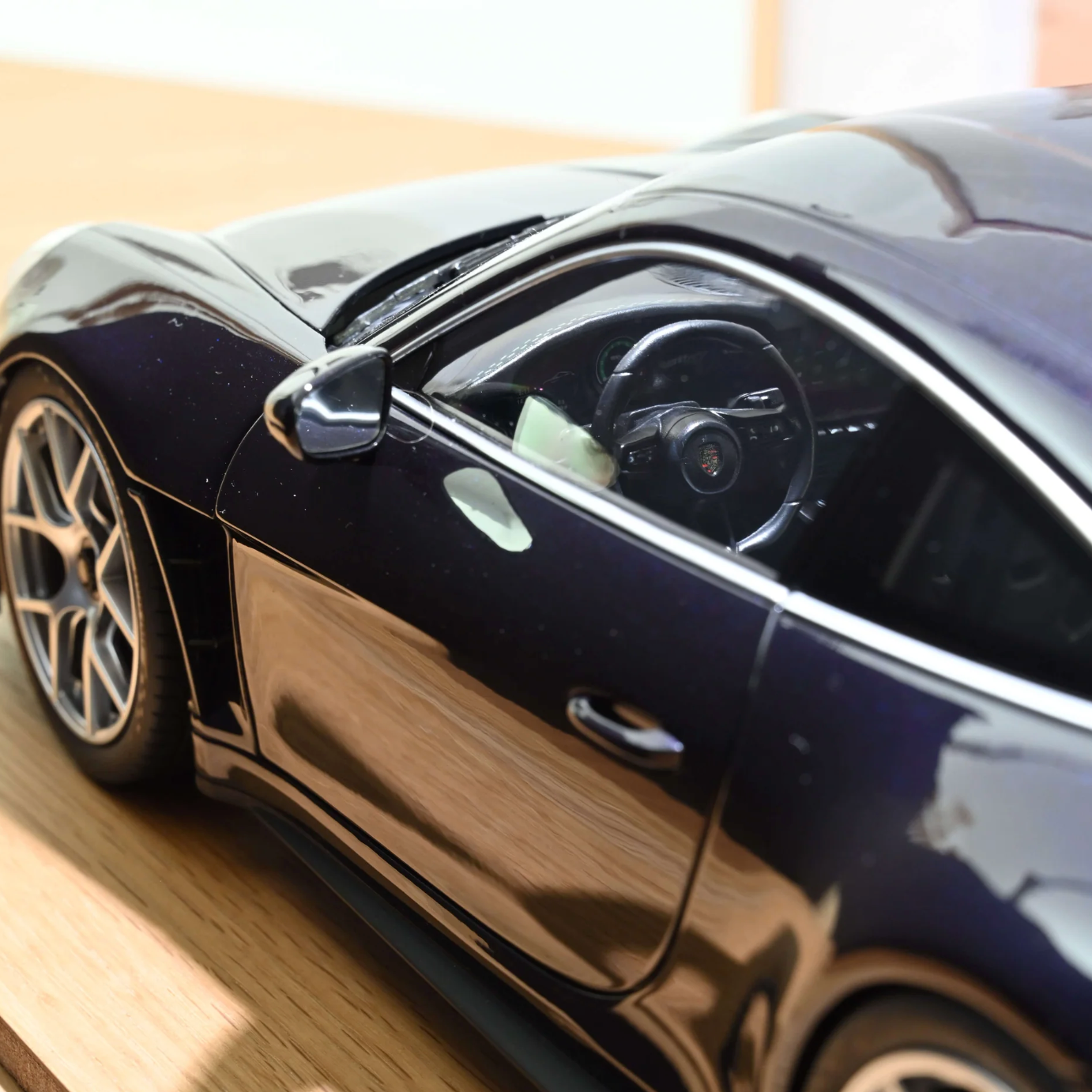 NOREV Porsche 911 S/T 2023 Violametallic | 1:12 Limited Edition
