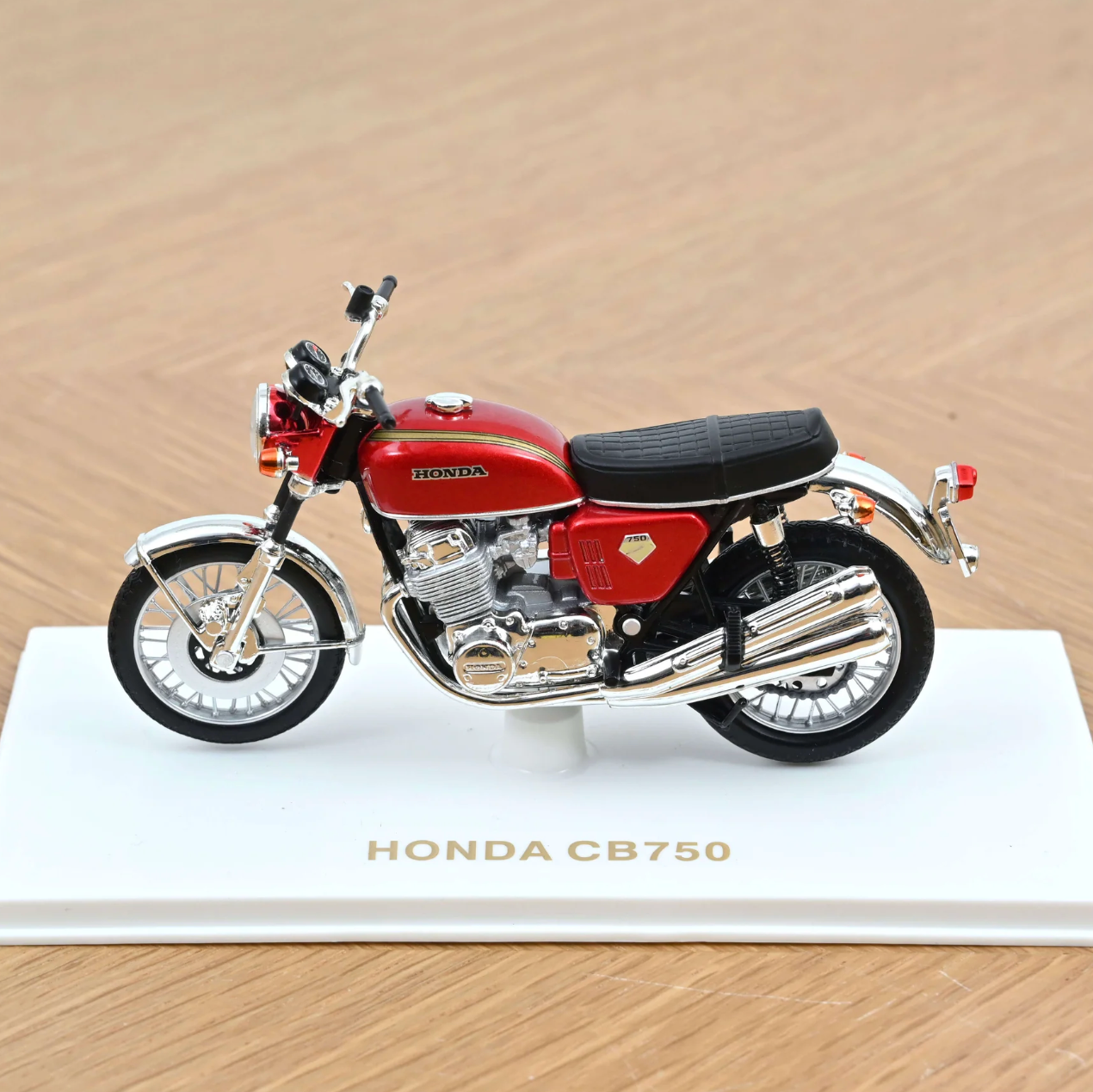 NOREV Honda CB750 1969 Red | 1:18