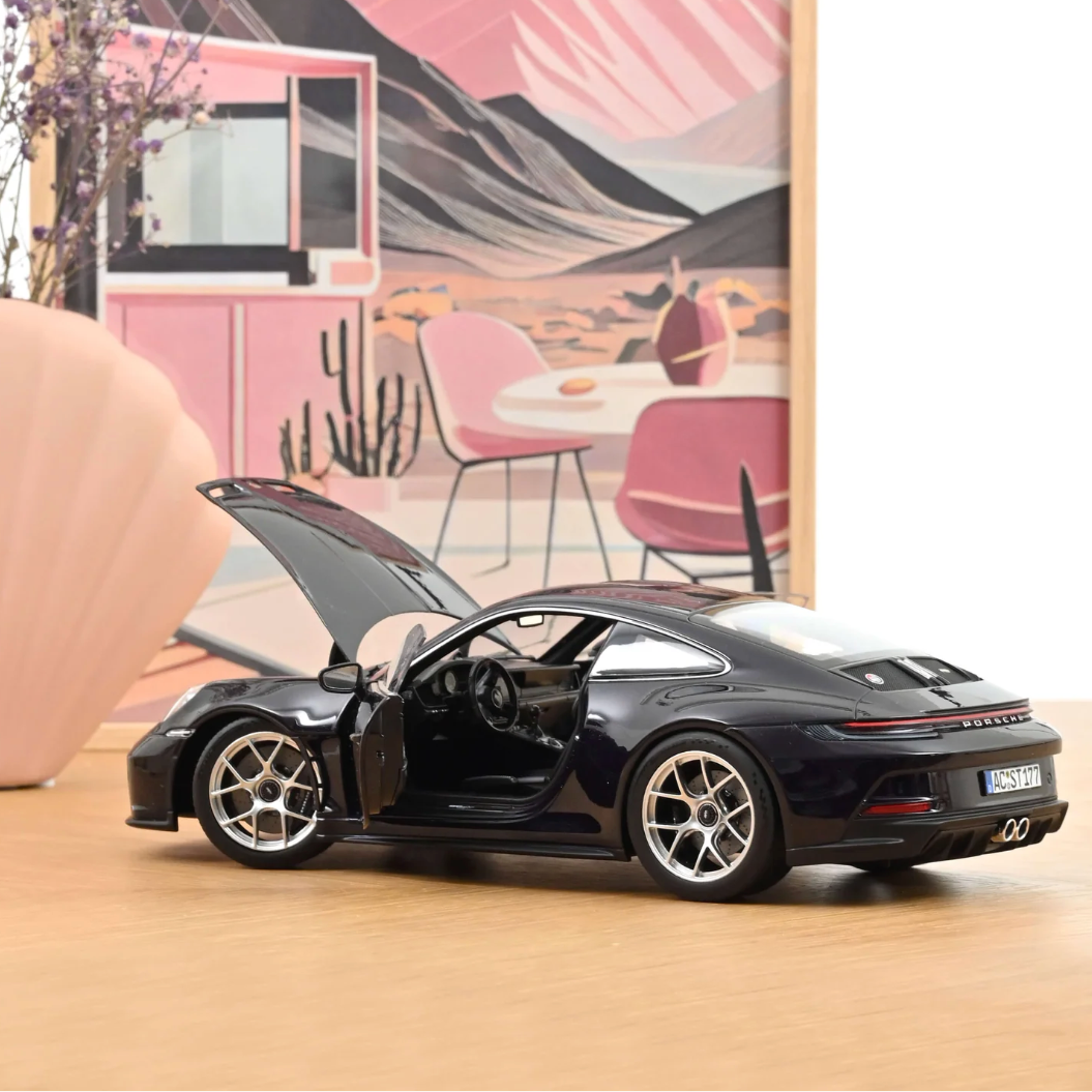 NOREV Porsche 911 S/T 2023 Violametallic | 1:18 Limited Edition