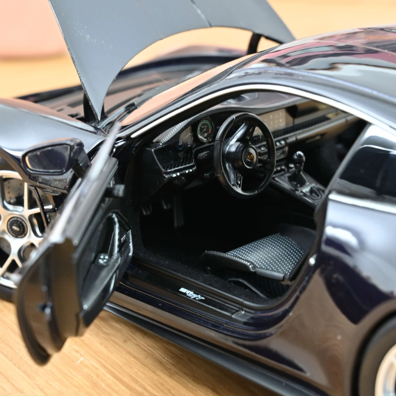 NOREV Porsche 911 S/T 2023 Violametallic | 1:18 Limited Edition