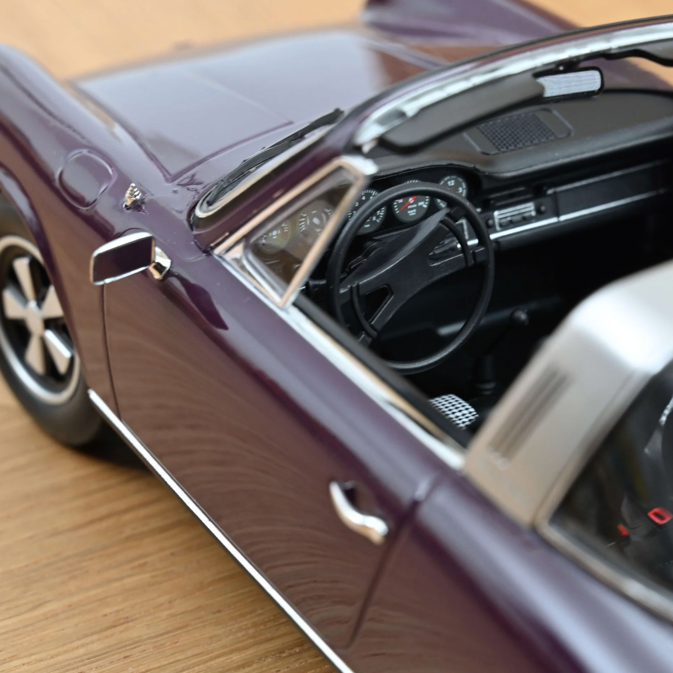 NOREV Porsche 911 E Targa 1971 Purple | 1:18