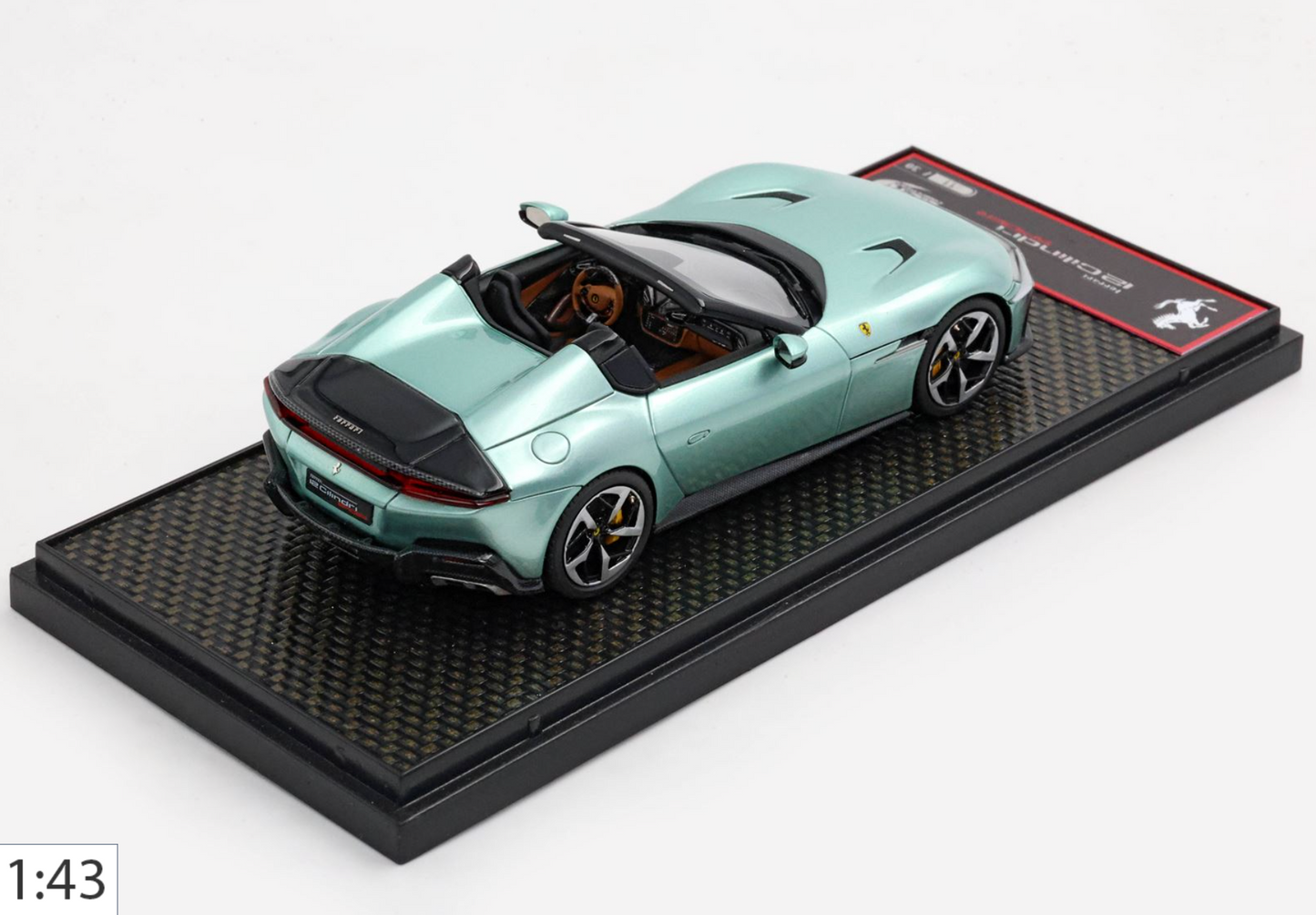 BBR 1:43 Ferrari 12 Cilindri Spider | Verde Tevere (Carbon Pack)