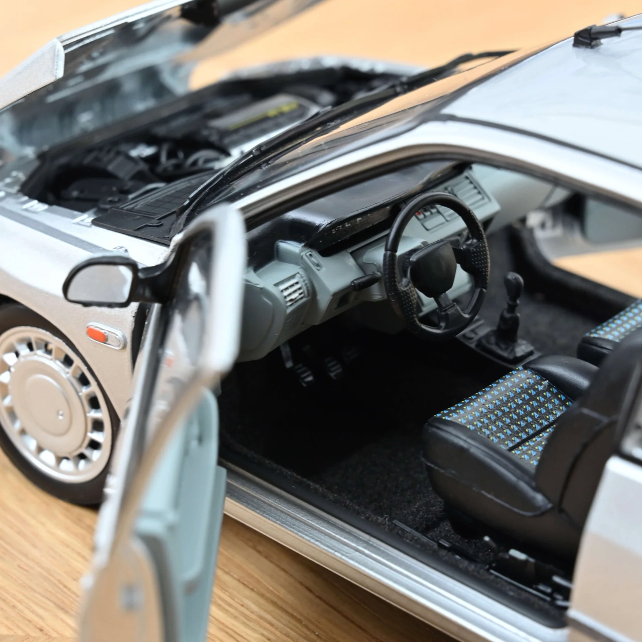 NOREV Renault Clio 16s 1992 Iceberg Grey | 1:18