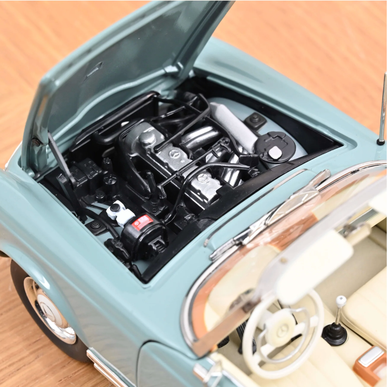 NOREV Mercedes-Benz 230 SL 1963 Horizon Blue | 1:18