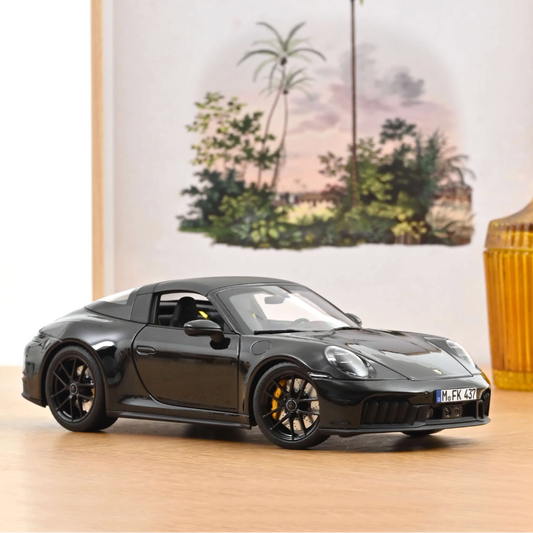 NOREV Porsche 911 Targa 4 GTS 2025 Black | 1:18 - Limited Edition