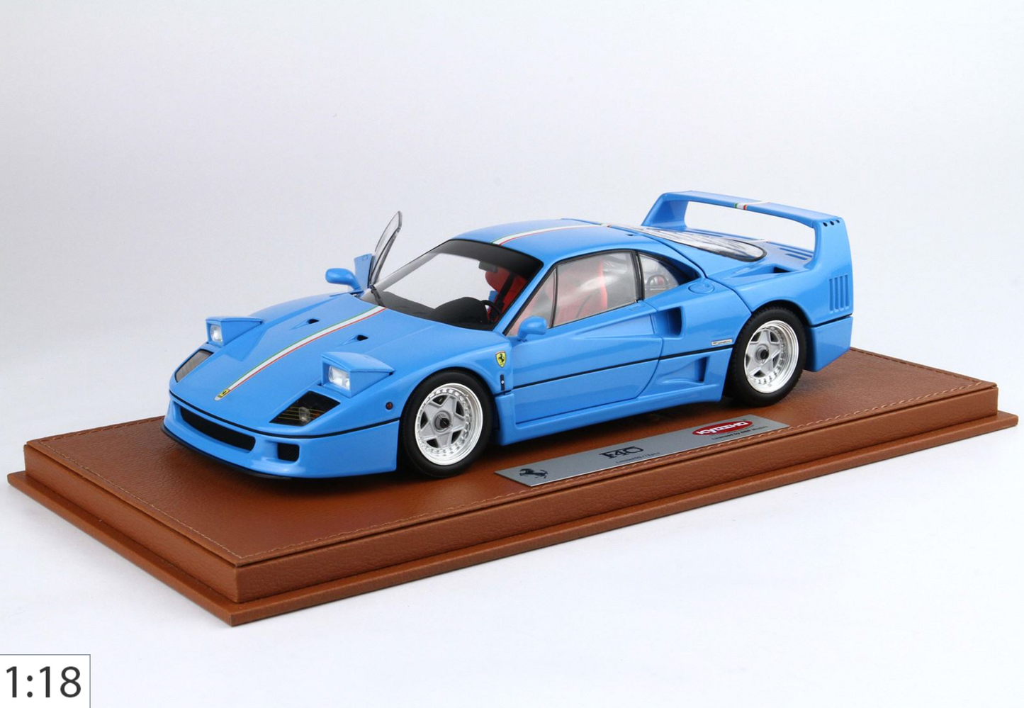 BBR 1:18 Ferrari F40 w/ Italian Stripe BBR Models x Kyosho