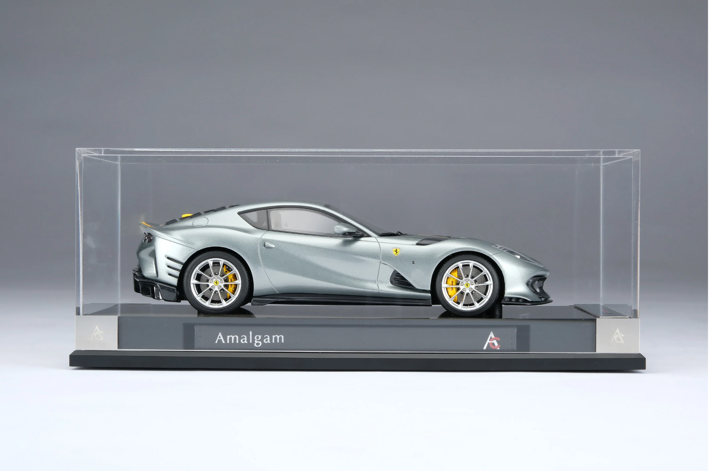 AMALGAM Ferrari 812 Competizione | Grigio Coburn 1:18