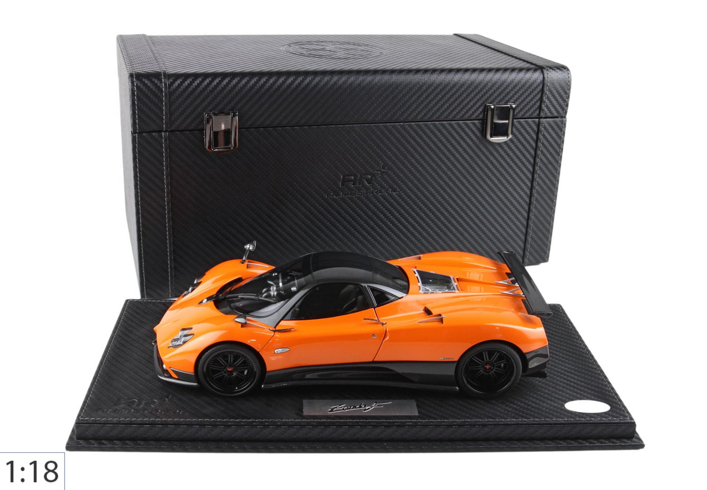 BBR 1:18 Pagani Zonda F (Carbon Pack) - IN ARRIVO