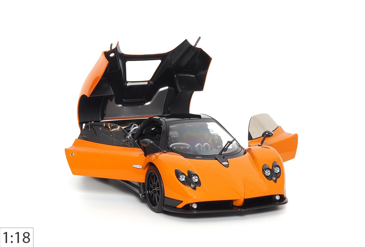 BBR 1:18 Pagani Zonda F (Carbon Pack) - IN ARRIVO
