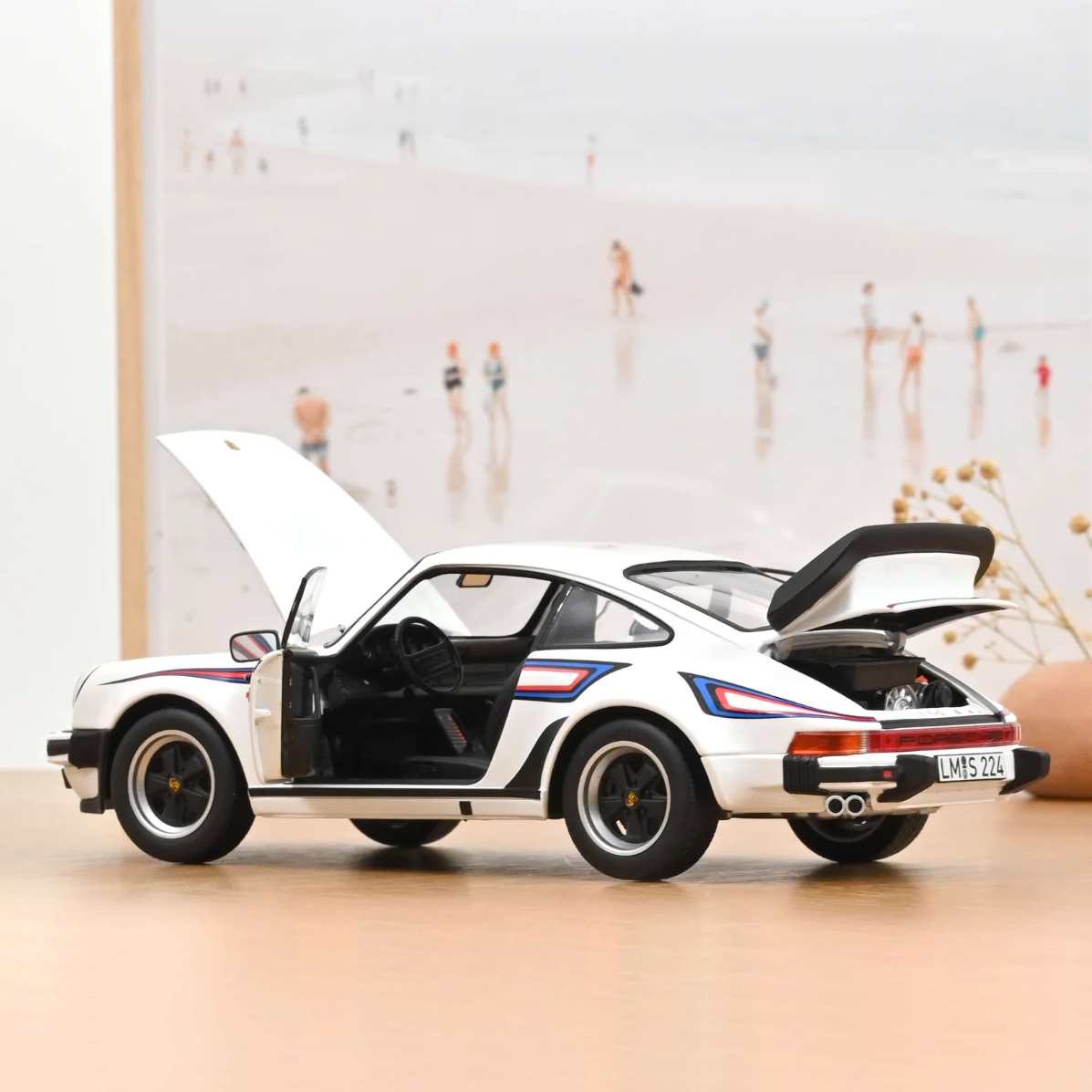 NOREV Porsche 911 Turbo 3.3 1980 White | 1:18