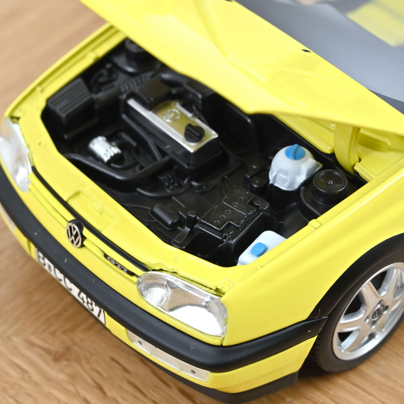 NOREV VW Golf GTI Color Concept 1994 Yellow | 1:18 - PRE ORDER (25.06.2026)