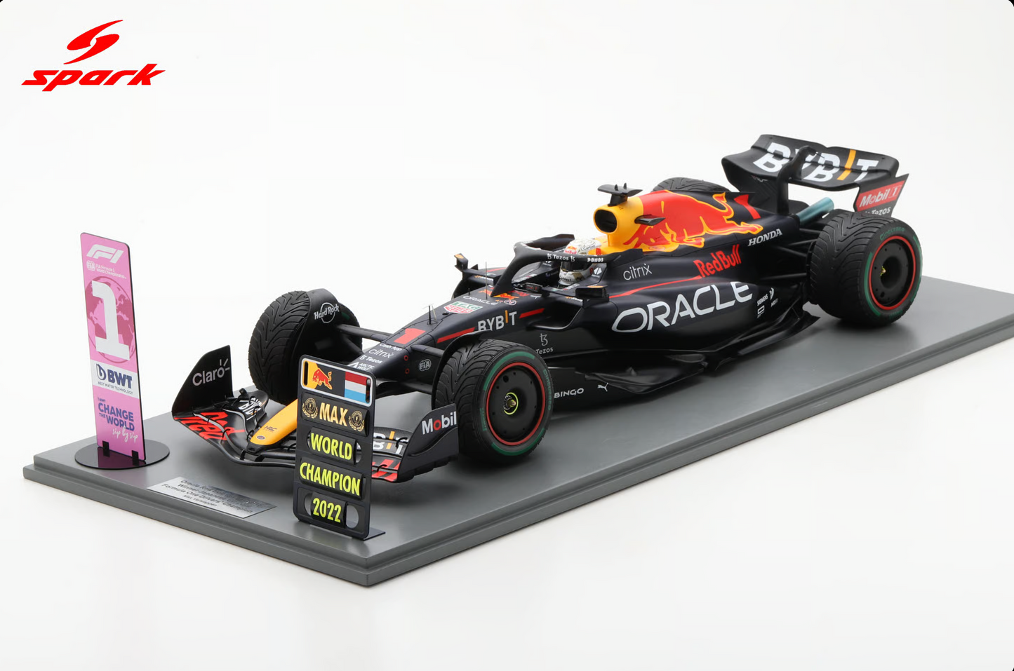 SPARK Oracle Red Bull Racing RB18 #1 Winner Japanese GP 2022 Max Verstappen | 1:12