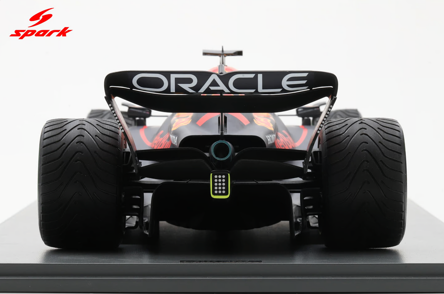 SPARK Oracle Red Bull Racing RB18 #1 Winner Japanese GP 2022 Max Verstappen | 1:12