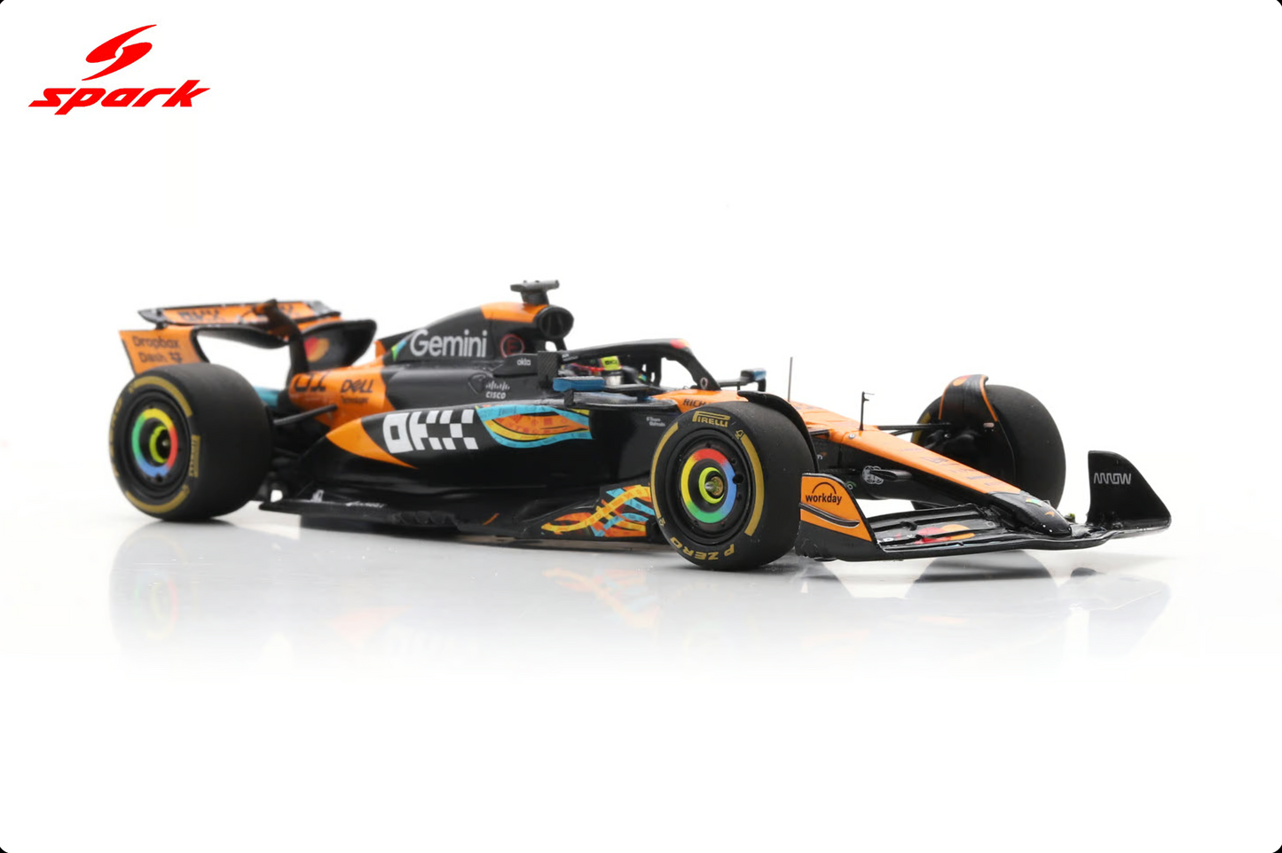 SPARK McLaren MCL39 #81 Oscar Piastri Abu Dhabi 2025 | 1:43