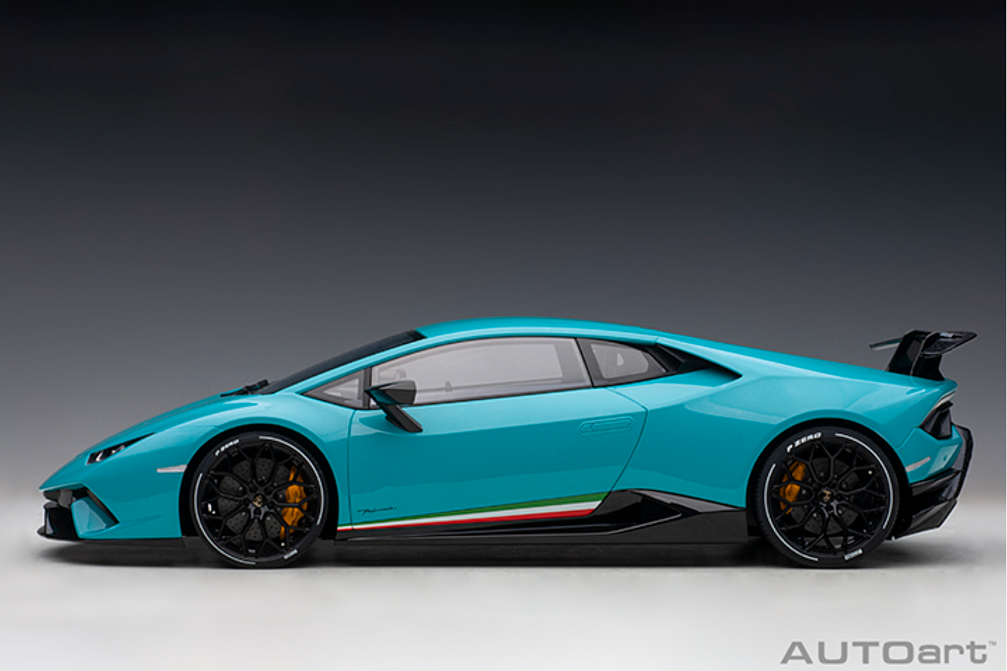 AUTOART Lamborghini Huracan Performante | Blu Glauco 1:12