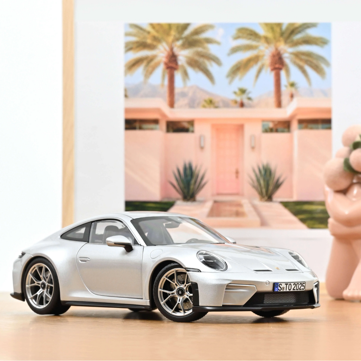 NOREV Porsche 911 GT3 Touring GT 2025 | 1:18