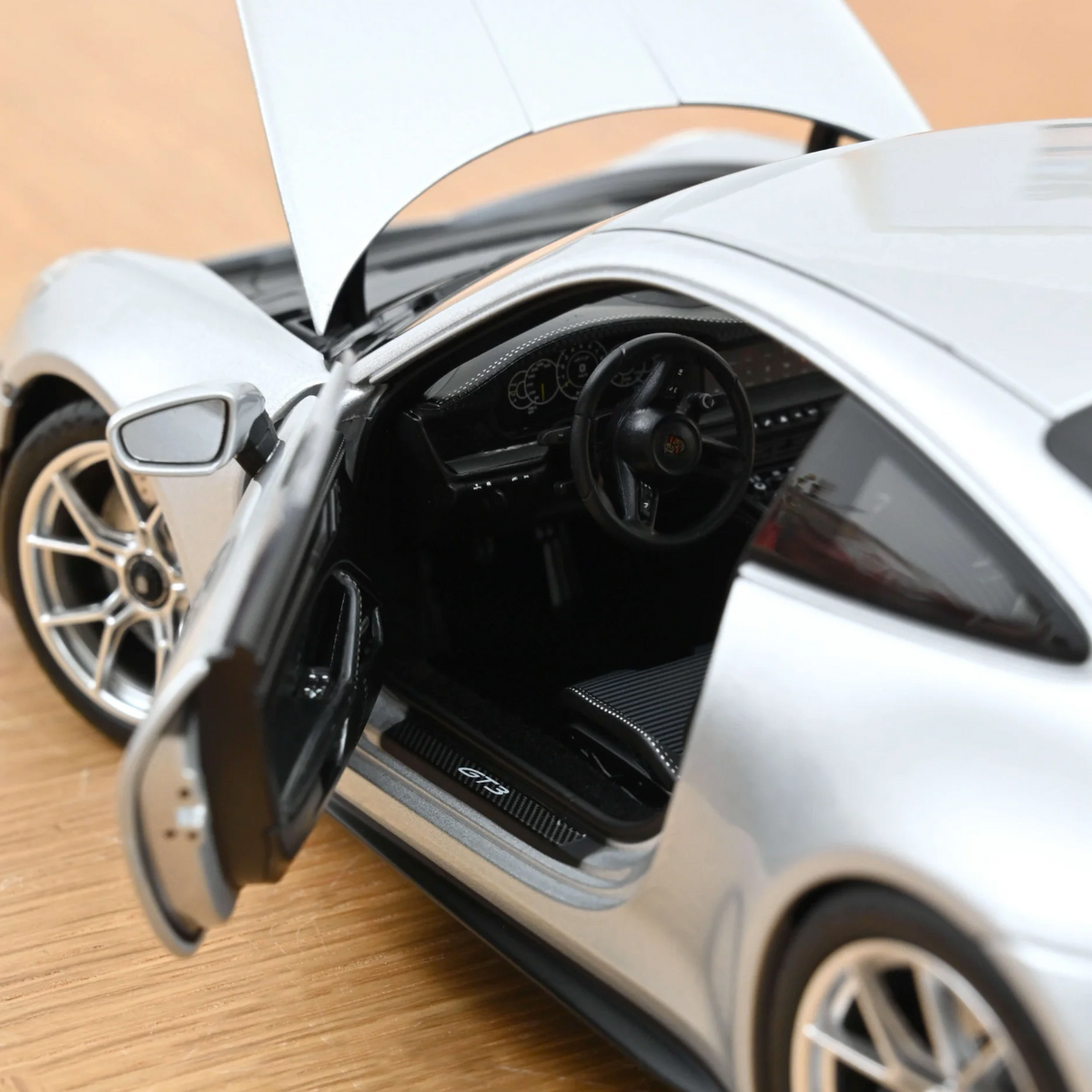NOREV Porsche 911 GT3 Touring GT 2025 | 1:18