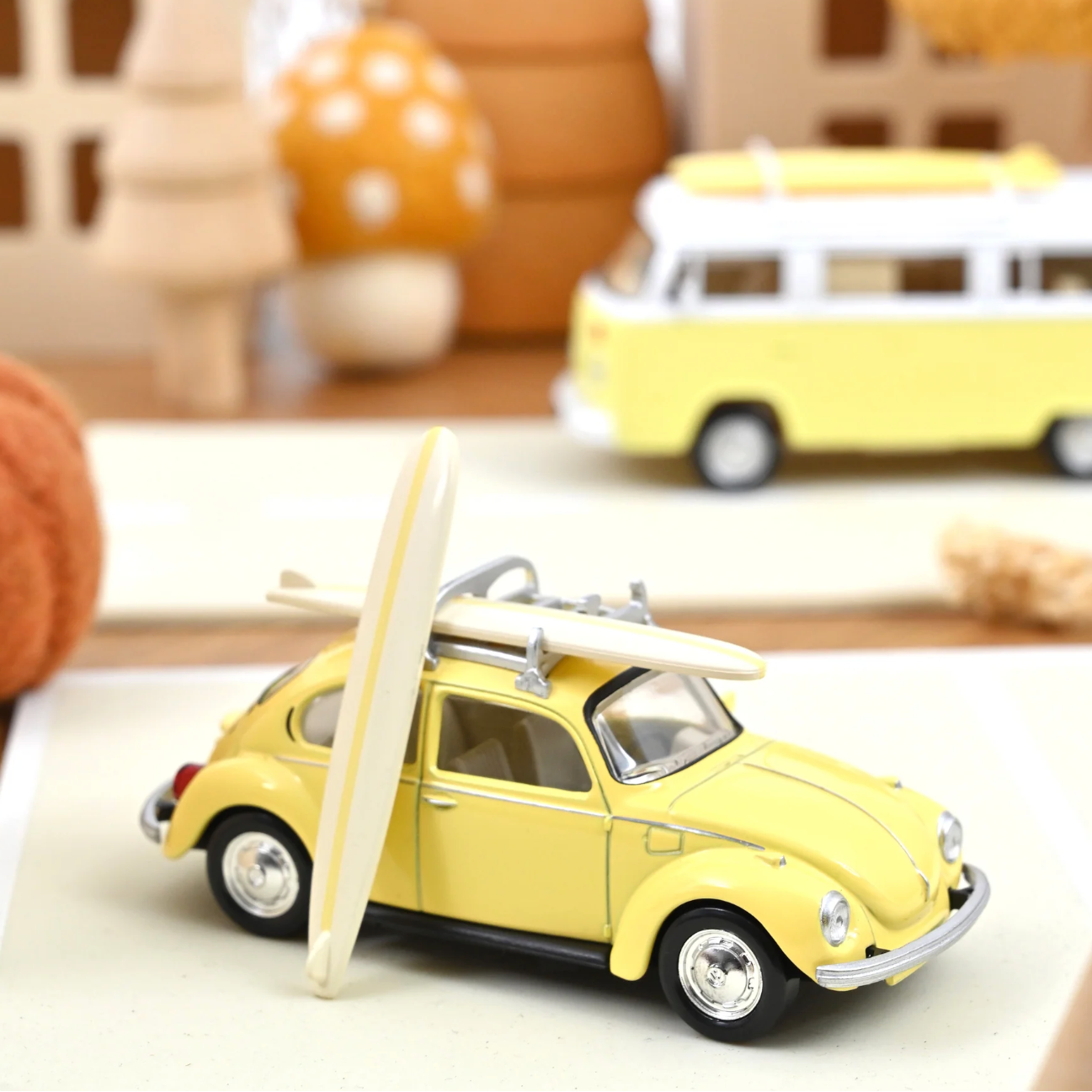 NOREV VW Beetle 1303 1973 Pastel Yellow w/ Surfboards | 1:43 Jet-car