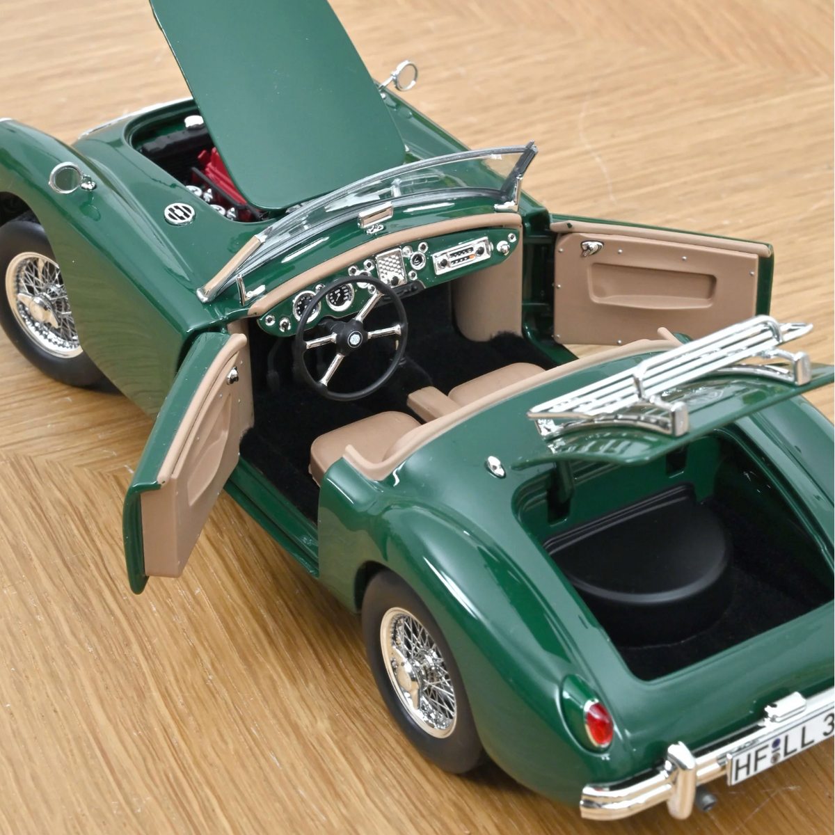 NOREV MGA 1955 British Racing Green | 1:18