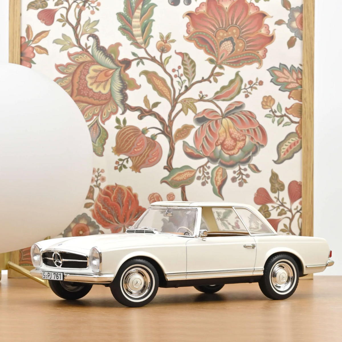 NOREV Mercedes-Benz 230 SL 1963 White | 1:12 - PRE ORDER