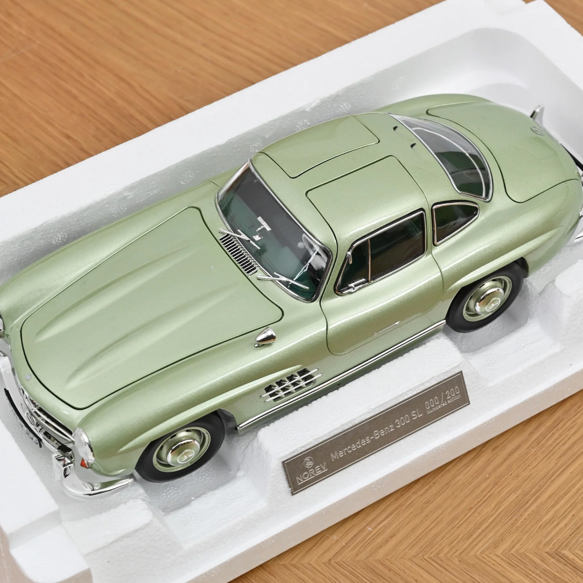 NOREV Mercedes-Benz 300 SL 1954 Green Light Metallic | 1:18 - Limited Edition - PRE ORDER