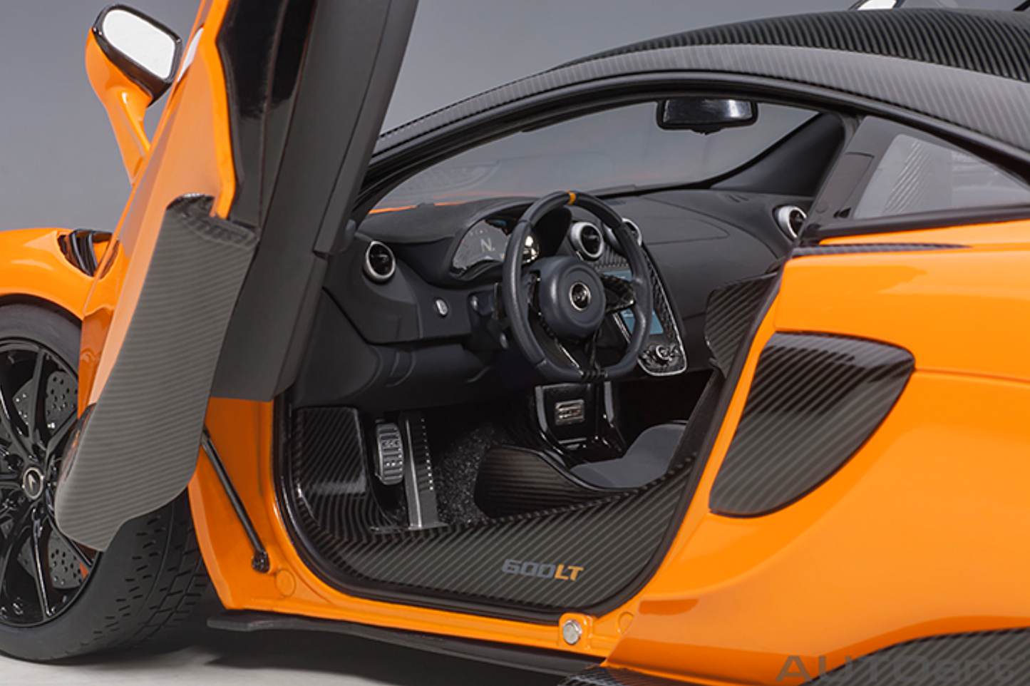 AUTOART McLaren 600LT 2019 | Myan Orange 1:18