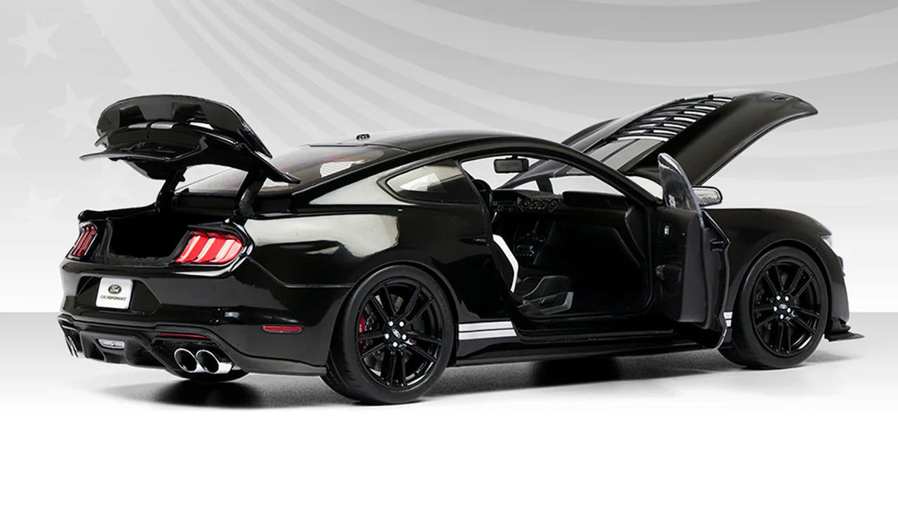IXO MODELS Ford Mustang Shelby GT500 2022 | Black 1:18