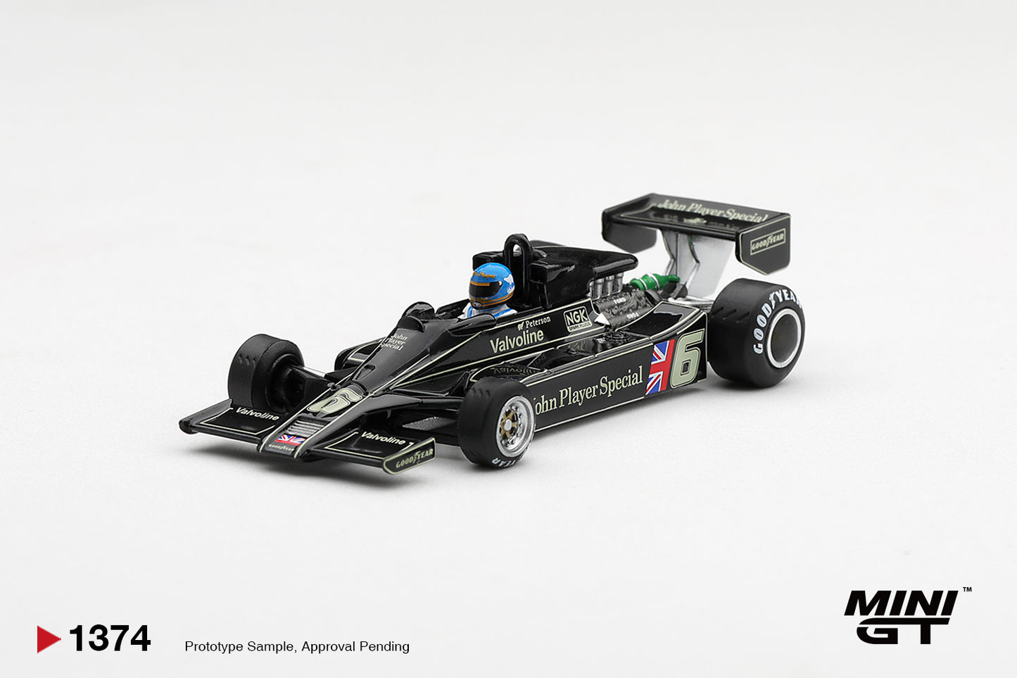 MINI GT Lotus 78 #6 Ronnie Peterson 1978 S. African GP Winner | 1374 - PRE ORDER