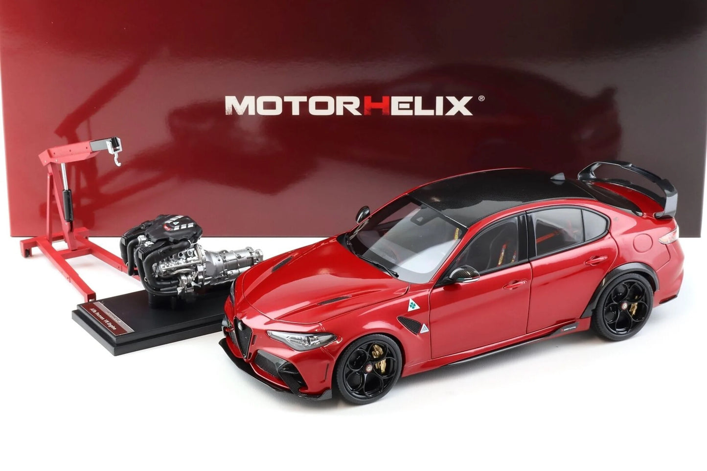 MOTORHELIX Alfa Romeo Giulia GTAm w/ Accessories | 1:18 Limited Edition (1299pz)